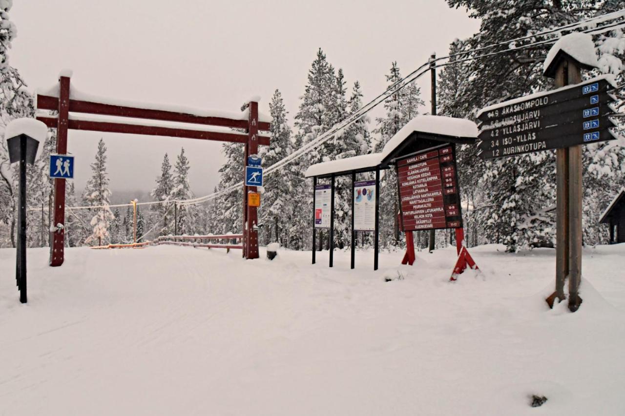 Hotel Yllaesrinne Yllasjarvi Exterior photo